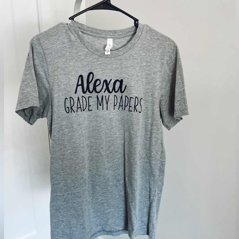 Teacher Tee - Alexa Grade My Papers | size M